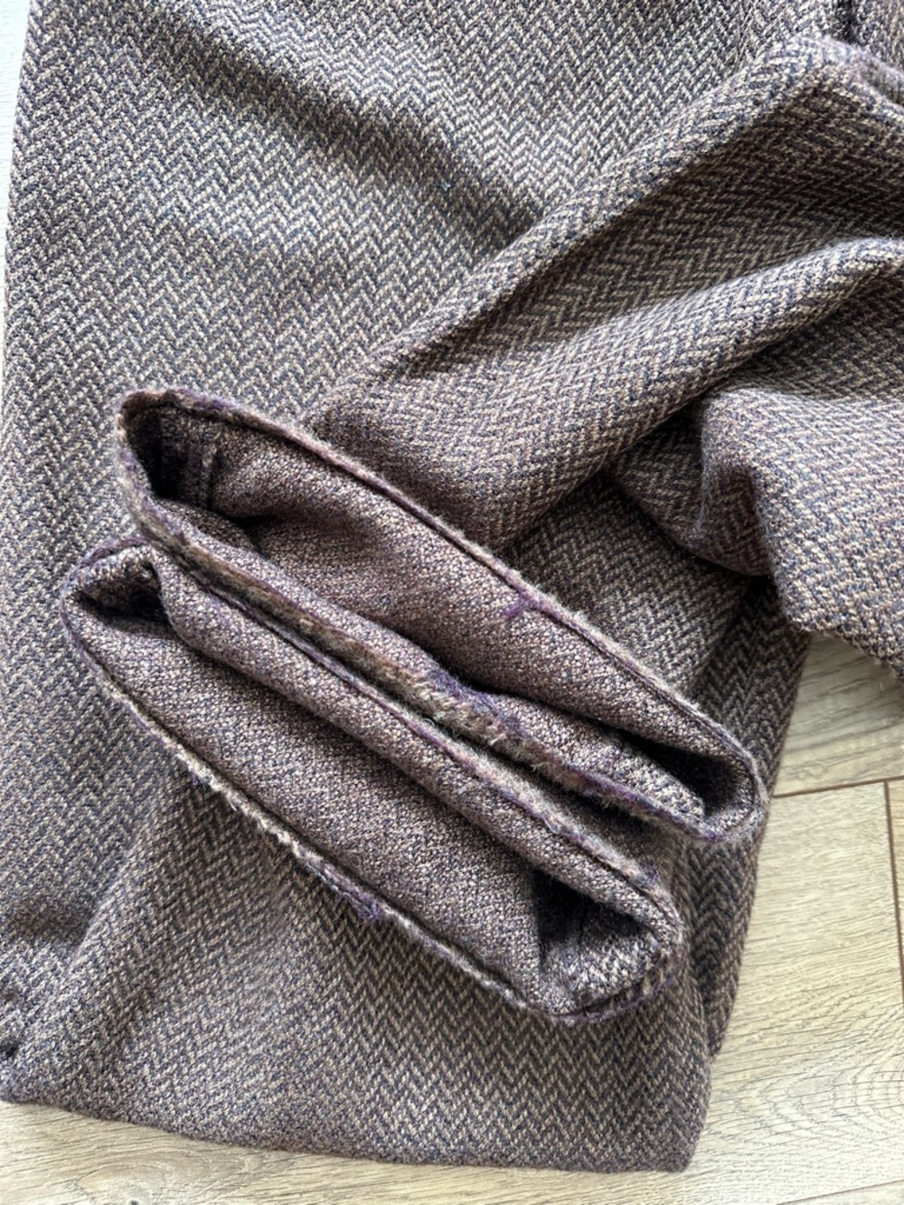 Vintage Barry Bricken Herringbone Wool Pants Pleated Brown | Size 6 - Picture 7 of 12